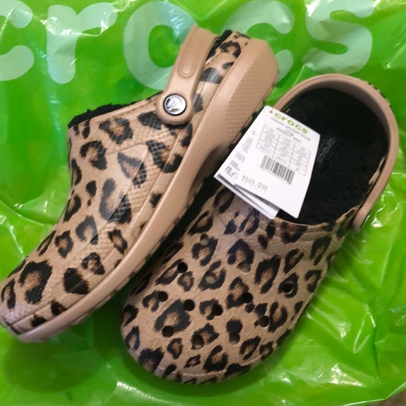 ❌SOLD❌ Classic Animal Print Lined Clog - Crocs - Picture 2 of 3